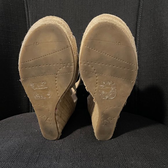 DV by Dolce Vita Toni espadrille wedges tan suede size 8 - Picture 4 of 4